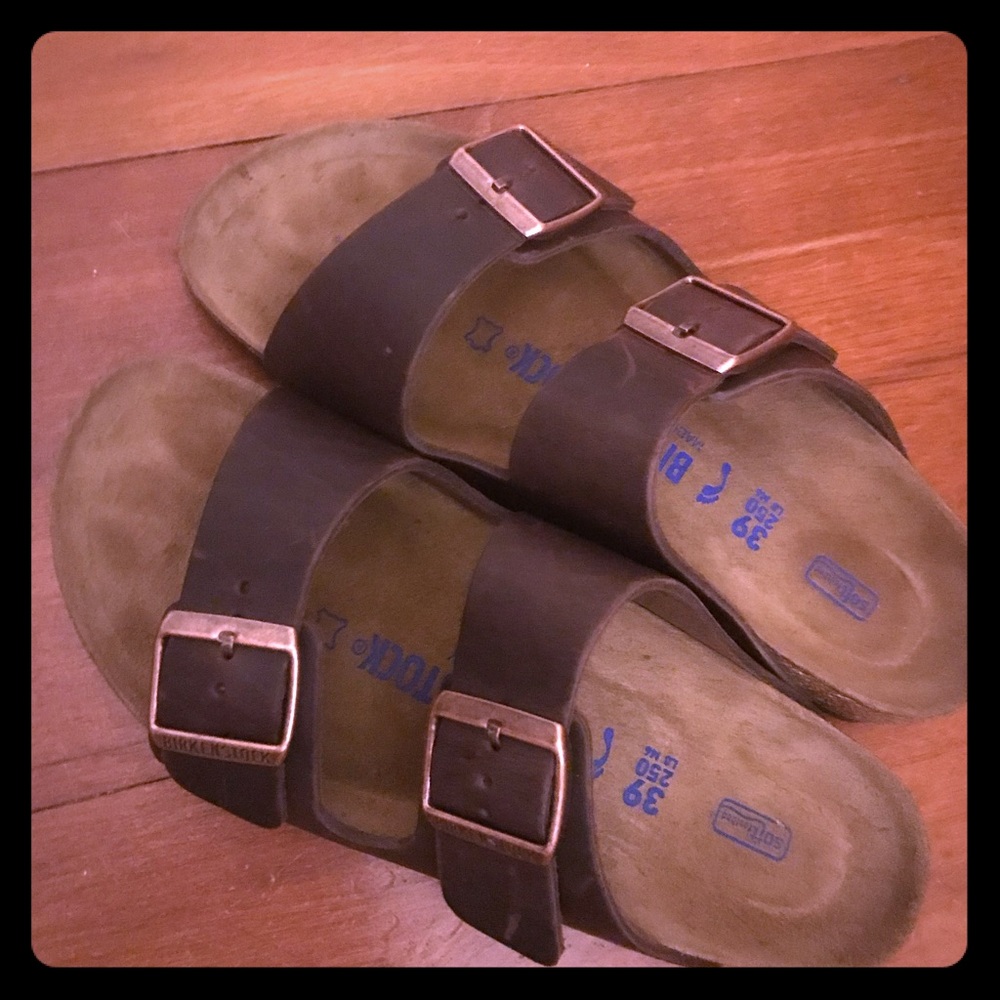 Birkenstock’s Arizona size 39 narrow